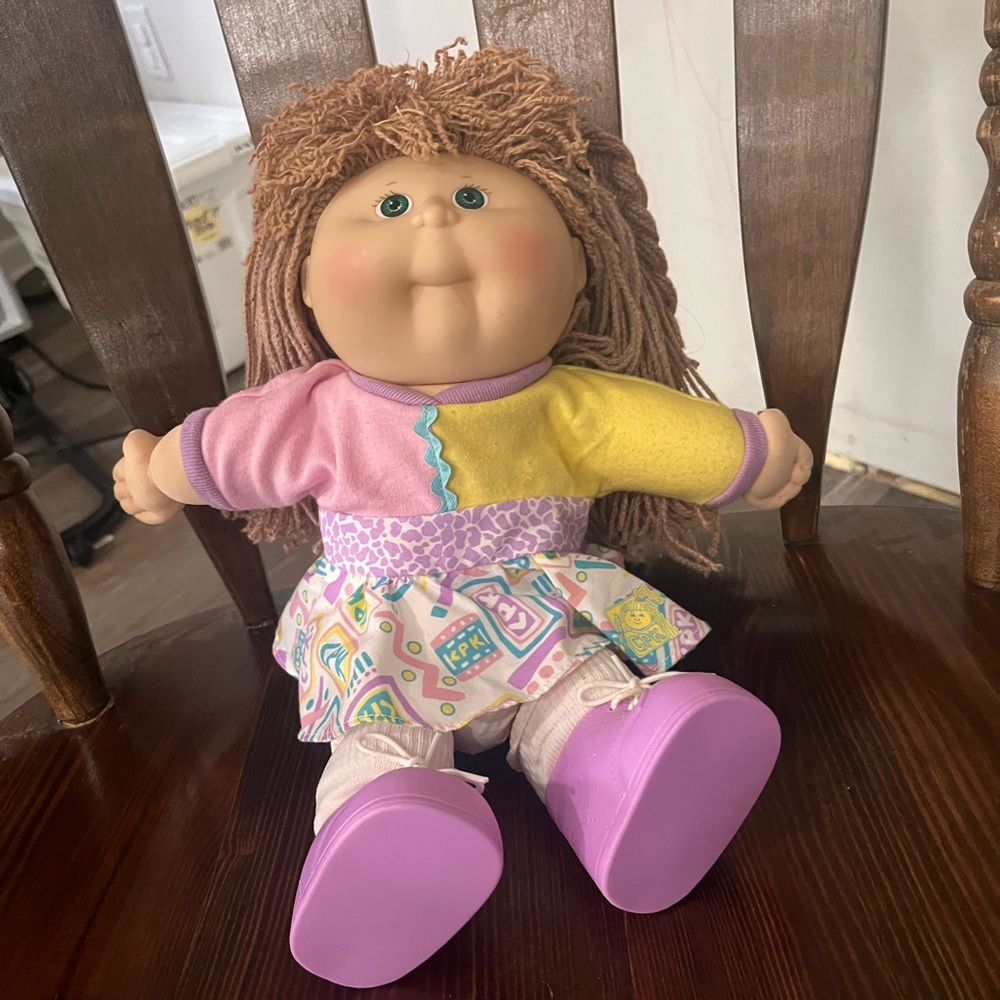 1990 1st edition cabbage patch doll plus accessories